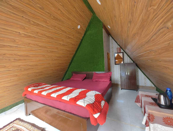 Room 4, Anany Resort, Nainital