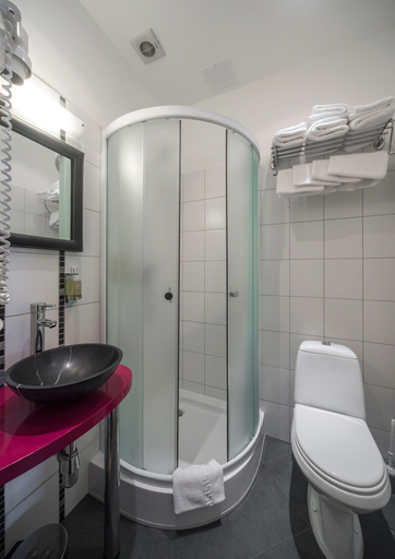 Bathroom 3, Dodo Hotel, Riga