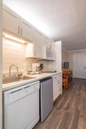Private kitchen, Owner-Managed Timeshare Condo, Okaloosa
