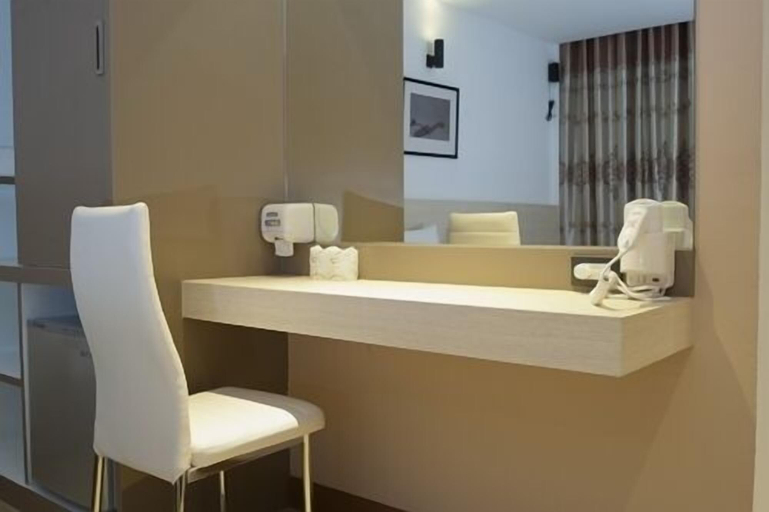 Bathroom 4, Siam Grand Hotel, Muang Nakhon Phanom