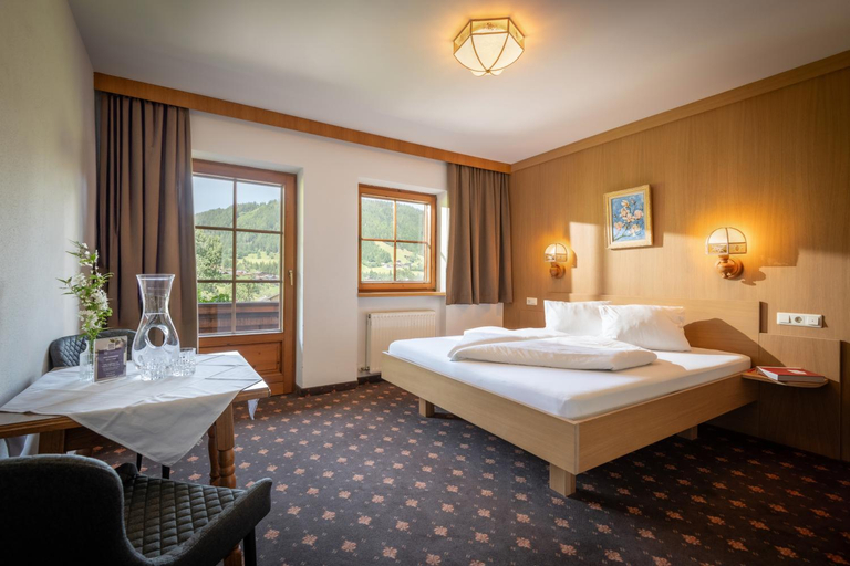 Bedroom 2, Pension Schneerose, Kufstein
