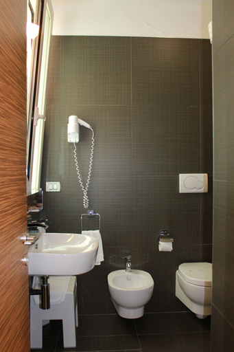 Bathroom 4, Hotel 33 Baroni - Palazzo Piro , Lecce