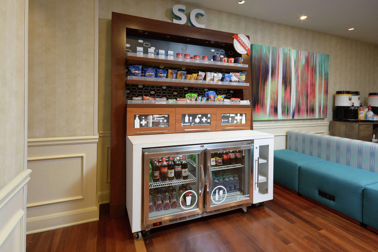 Food & Drinks 5, Hampton Inn & Suites Clinton I-26, Laurens