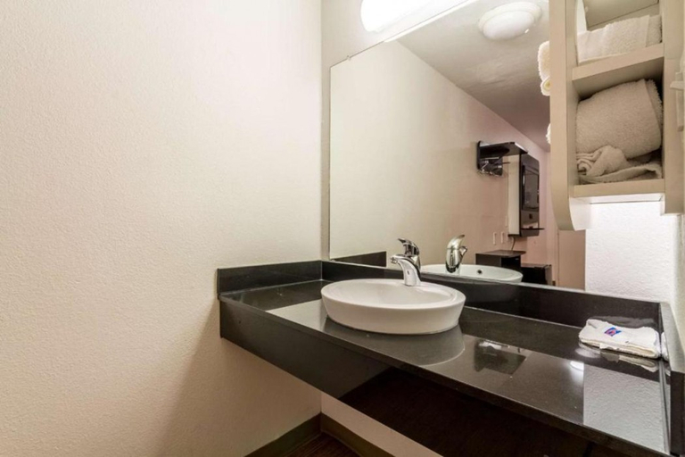Bathroom 3, Motel 6 Garland, TX - Dallas, Dallas