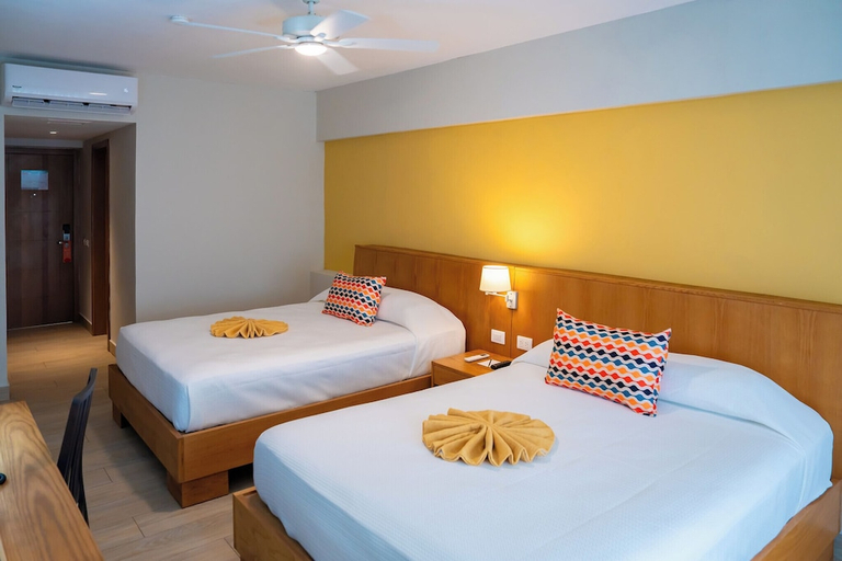Bedroom 3, Coral Costa Caribe Beach Resort - All Inclusive, Guayacanes