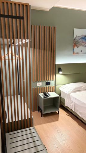 Bedroom 5, Hotel Milazzo Smart, Messina