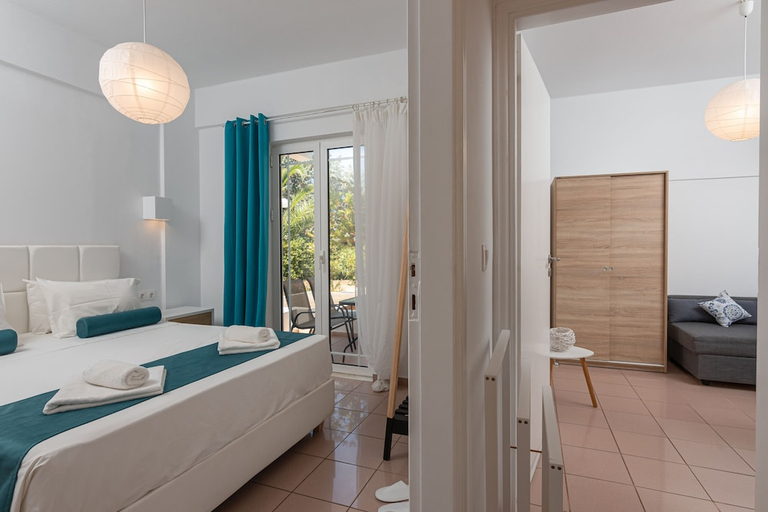 Bedroom 3, W Suites, Crete