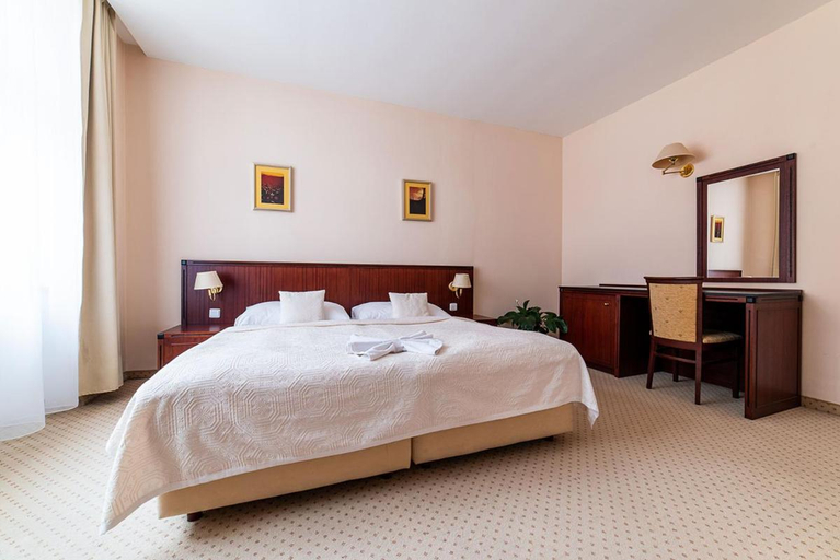 Bedroom 3, Kultura Hotel, Ružomberok