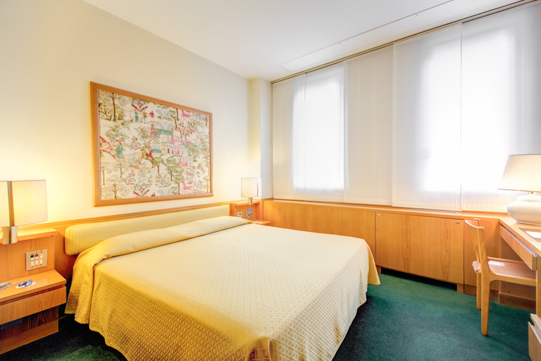 Bedroom 3, Galileo Hotel, Milano