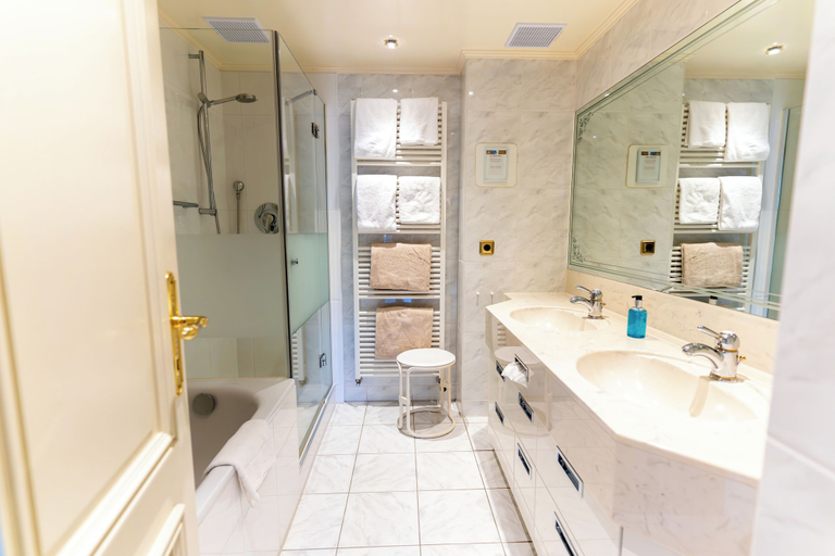 Bathroom 5, Seeschlößchen, Cuxhaven