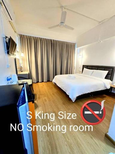 Bedroom 2, Laemthong Hotel, Hat Yai