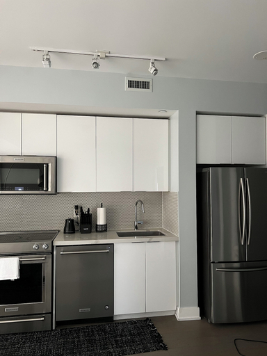 Private kitchen 3, Upscale Cityscape Toronto, Toronto