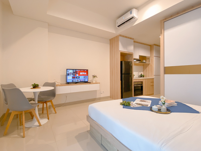 Others 2, Cozy and Neat Studio at Cleon Park Apartment By Travelio, East Jakarta