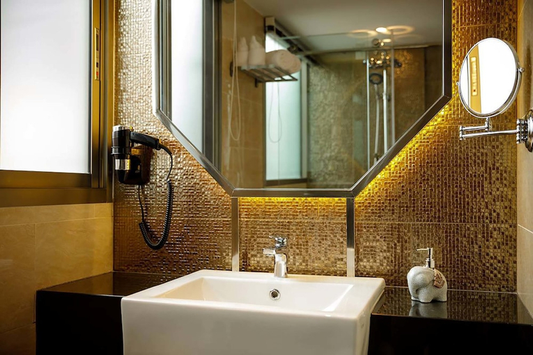 Bathroom 5, 9 Suite Luxury Boutique Hotel, Muang Chiang Mai