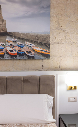 Room 2, L'Infinito88 Charmant rooms, Napoli