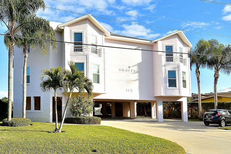 Exterior & Views 2, Amadeus 7, Pinellas