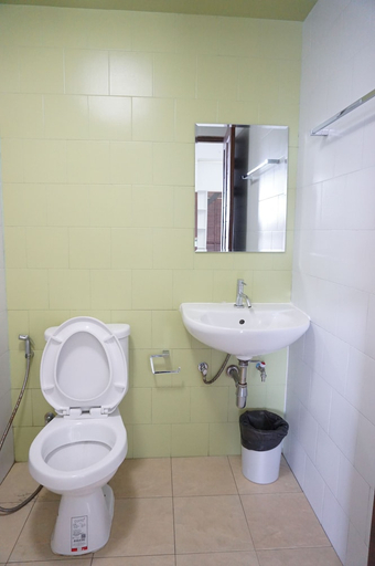 Bathroom 4, Pinthira Resort, Muang Ranong