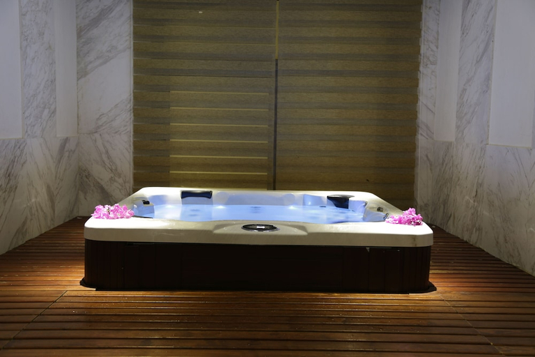 Bathroom 5, Coral Sea Water World, Sharm el-Sheikh