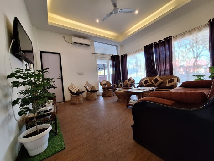 Living area, Meadowlark, Morigaon