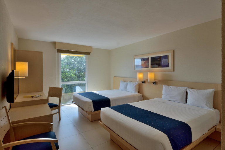 Bedroom 2, City Express by Marriott Playa Del Carmen, Cozumel