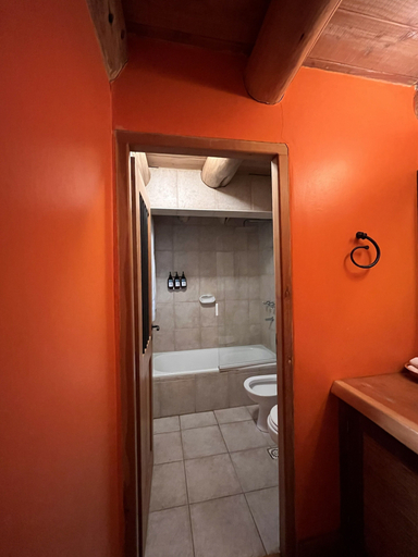 Bathroom 2, Estancia Peuma Hue, Bariloche