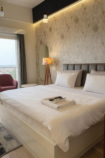 Room 3, Trovero Suites, Gautam Buddha Nagar