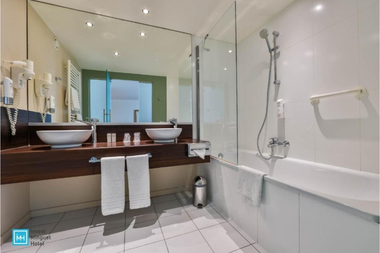 Bathroom 4, Hotel de la Couronne Liege, Liège