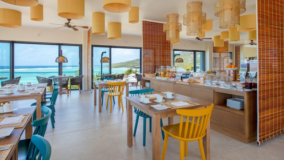 Food & Drinks 5, Constance Tekoma Rodrigues - Lodge