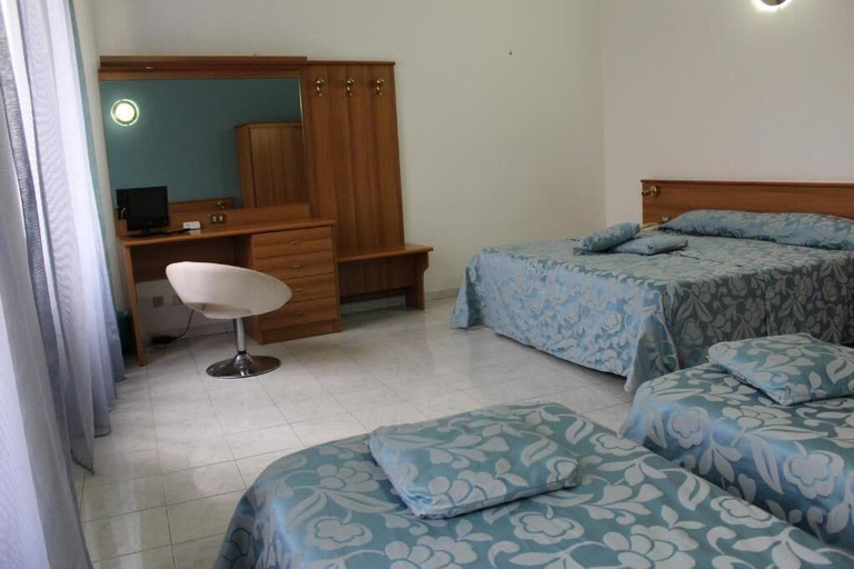 Bedroom 4, Hotel Santa Marta, Napoli