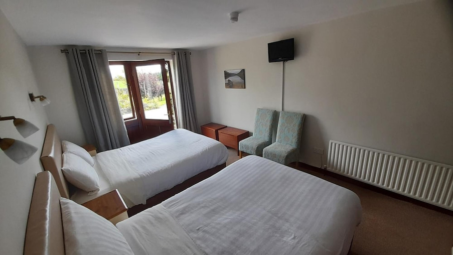 Bedroom 2, Inveraray Farm