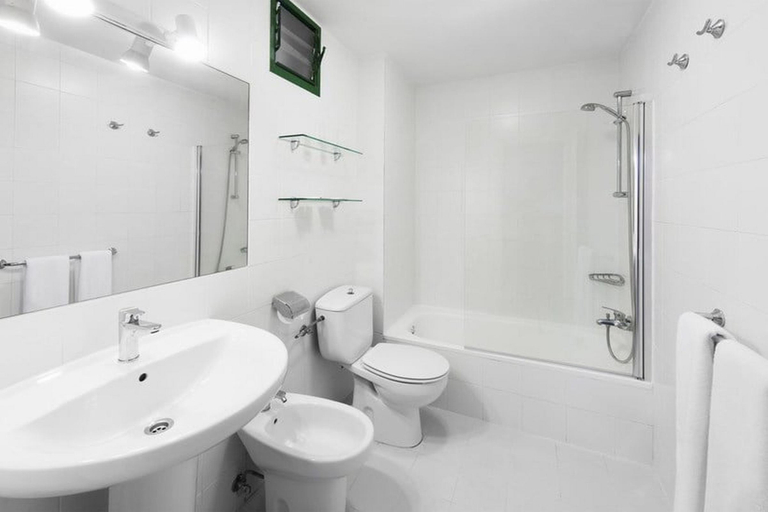 Bathroom 5, Elba Lucia Sport & Suite Hotel, Las Palmas