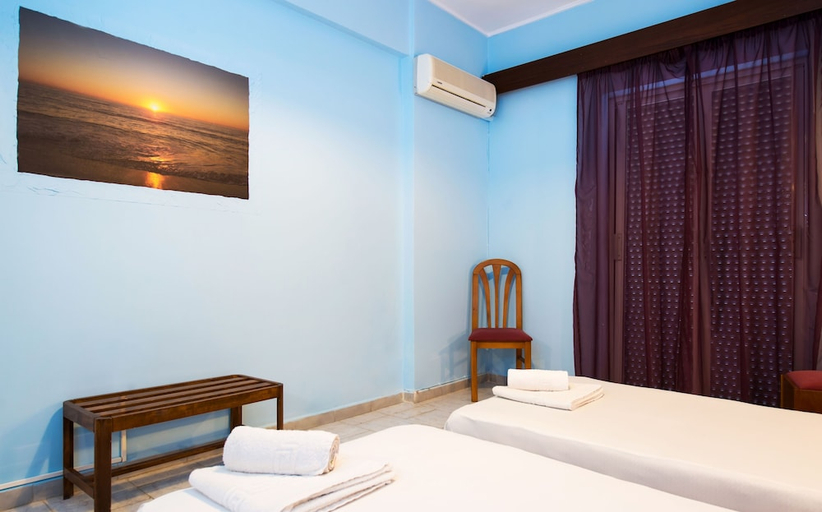 Bedroom 3, California Beach Hotel - Adults Only, Ionian Islands