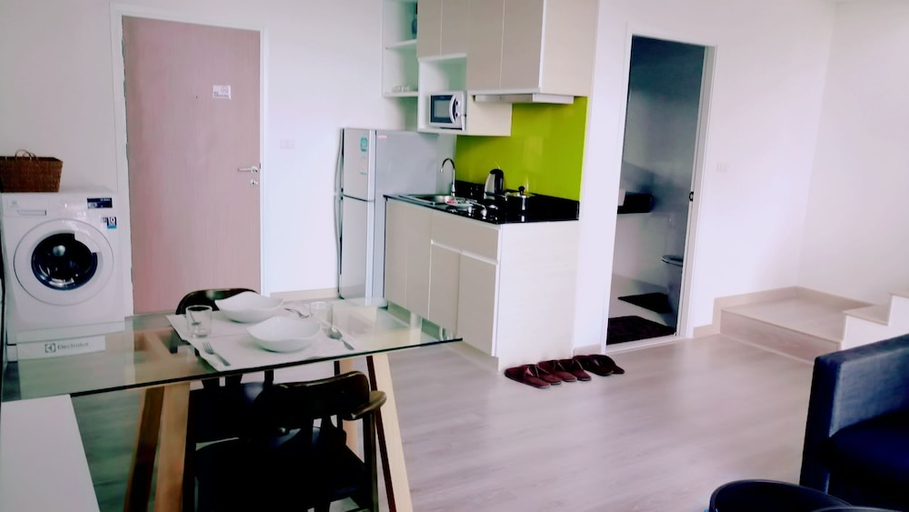 Others 5, Sonrisa Siracha Condo, Si Racha