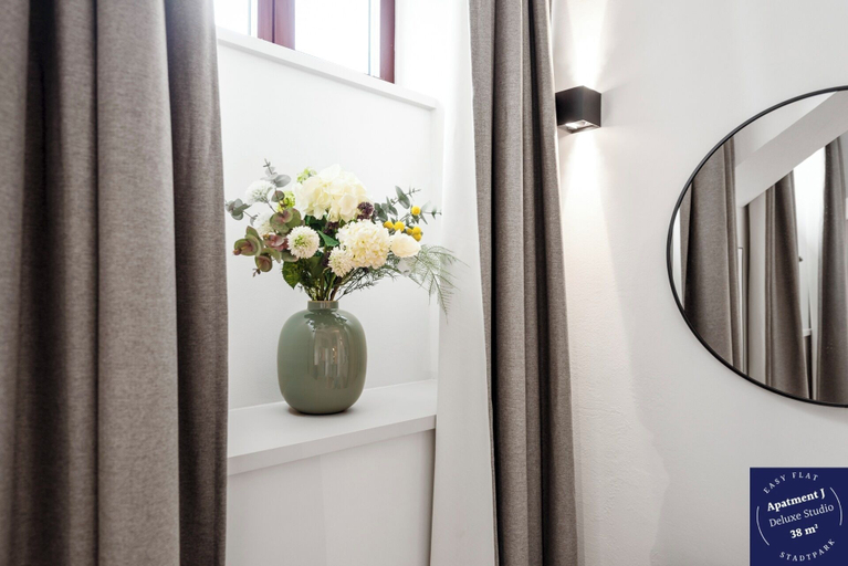 Room 5, easy-flat Stadtpark - Premium AC Apartments, Wien