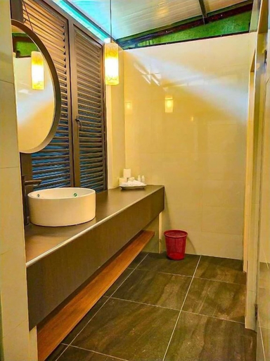 Bathroom, Boulder Valley, Penang Island