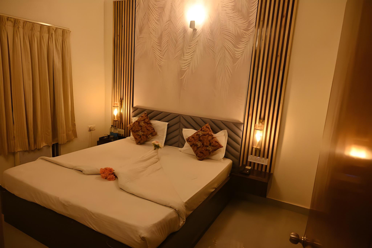 Bedroom 3, Hotel Sun Green, Khordha
