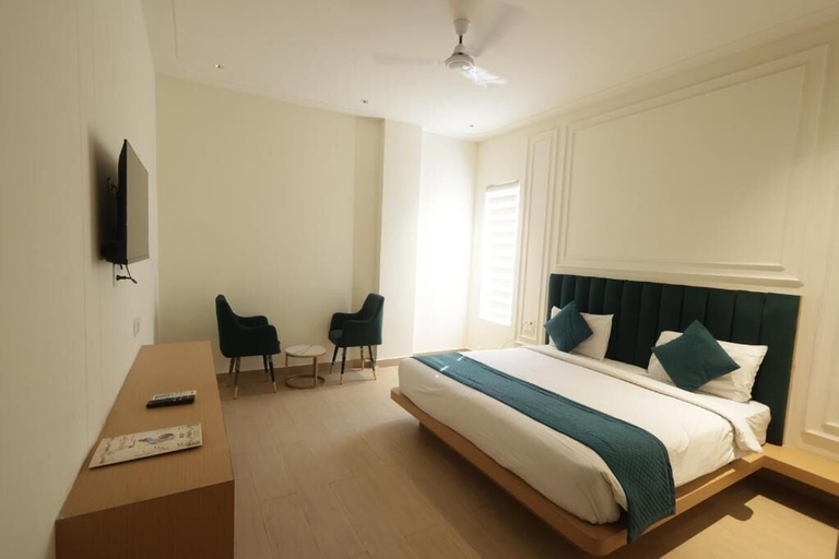 Room 2, rajwada farms, Mathura