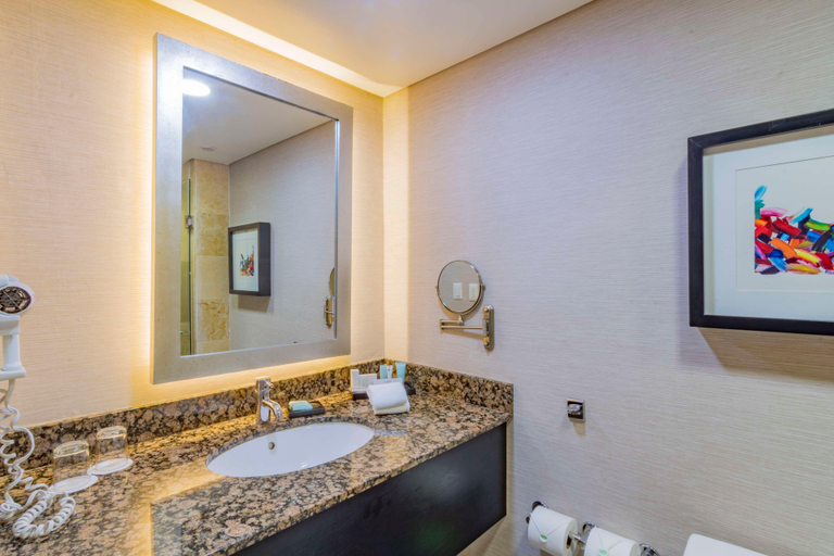 Bathroom 5, Lucerna Hermosillo, Hermosillo