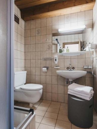 Bathroom 3, Haus Bellevue, Landeck