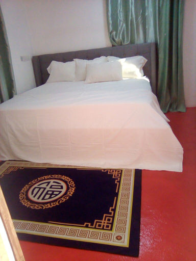 Room 4, Regal Royal Suites, Awutu Efutu Senya