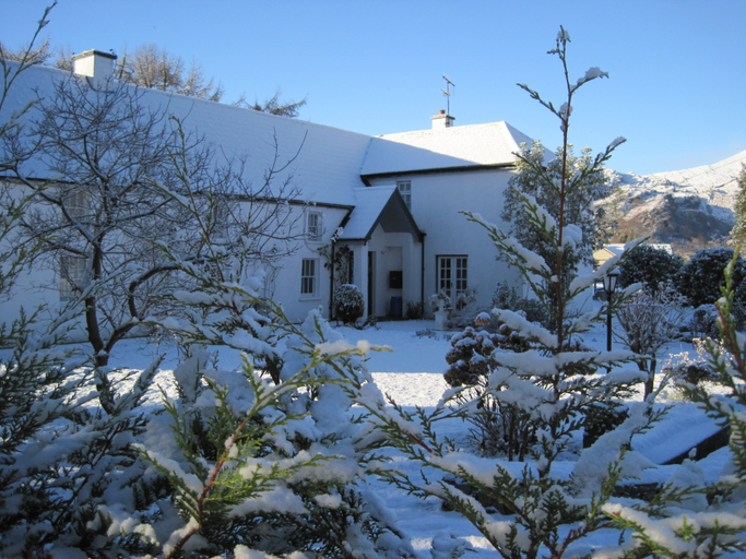 Exterior & Views, Salmon Leap Farm