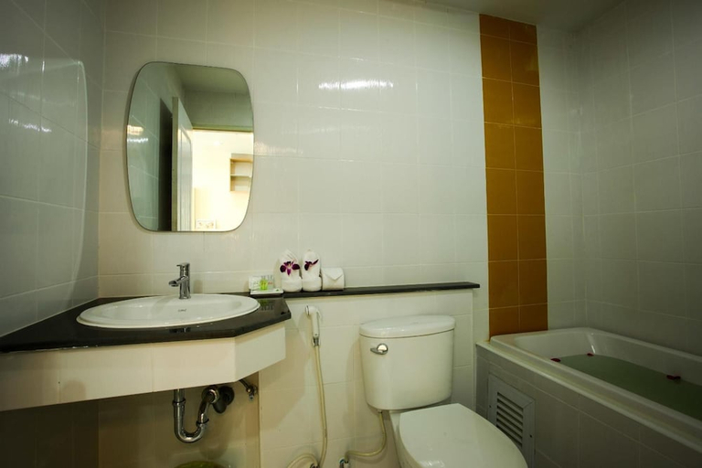 Bathroom 3, Patt Serviced Apartments, Muang Chon Buri