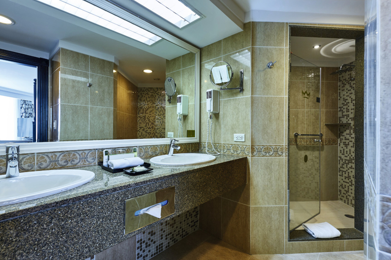 Bathroom 4, Hotel Riu Palace Paradise Island - Adults Only - All Inclusive