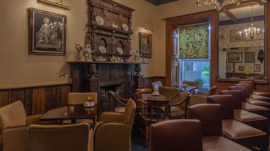Food & Drinks 3, Ballyseede Castle