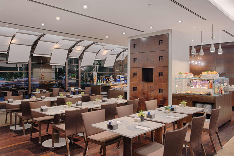 Food & Drinks 3, Nh Hotel Milano 2, Milano