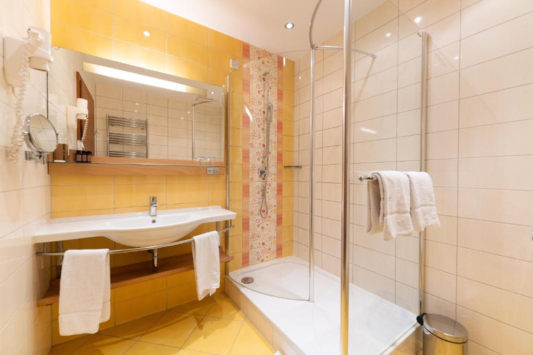 Bathroom 5, Hotel Arena Maribor, Maribor