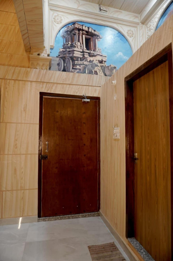 Others 4, Batra Guest House, Varanasi