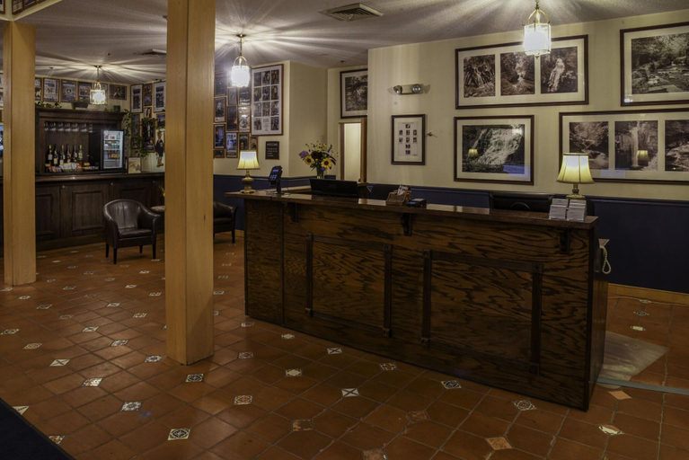 Public Area 2, La Tourelle Inn & Spa, Tompkins
