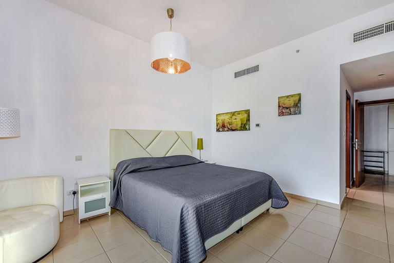 Room 5, 1BR Apartment with Marina View at Sadaf, Dubai