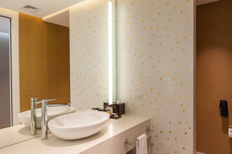 Bathroom 3, Hotel Las Americas Golden Tower Panamá, Panamá